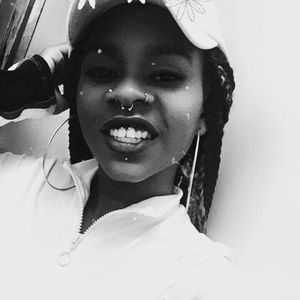 Meet your Posher, Shontia